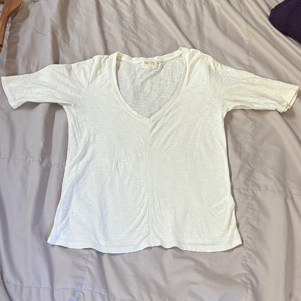 Nation LTD White V-Neck Short Sleeve Tee